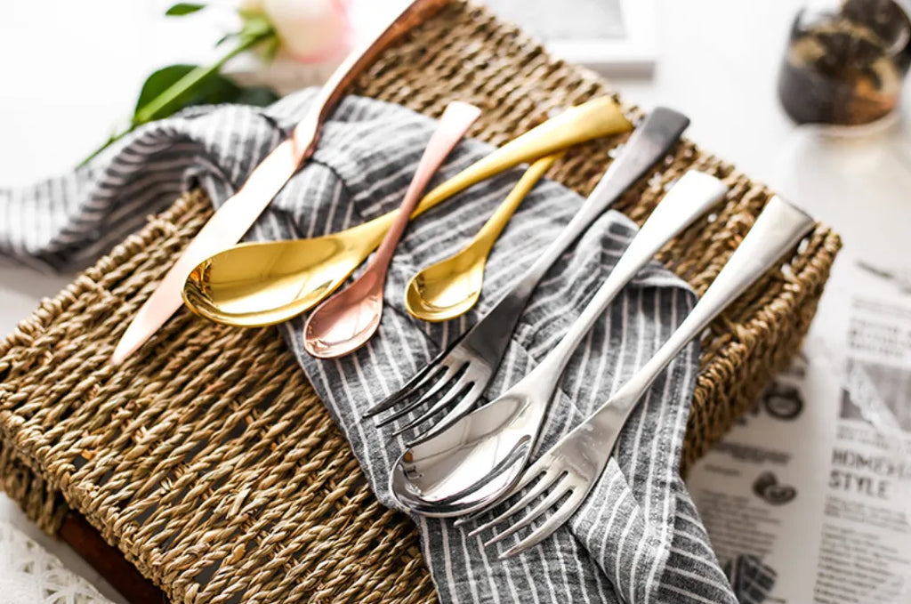 A Monarch evőeszközkészlet