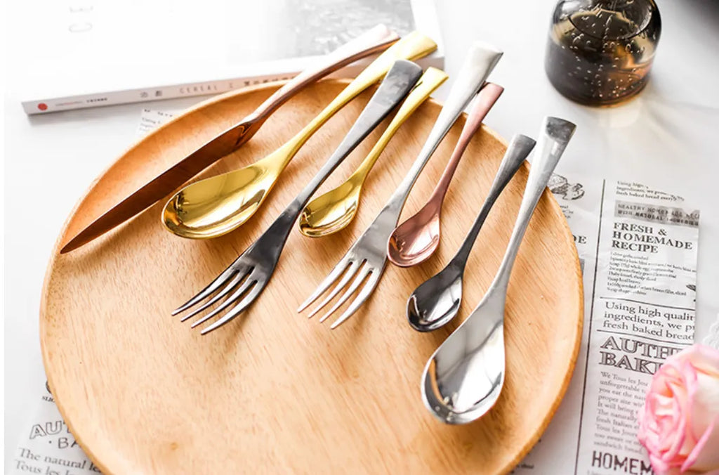 A Monarch evőeszközkészlet